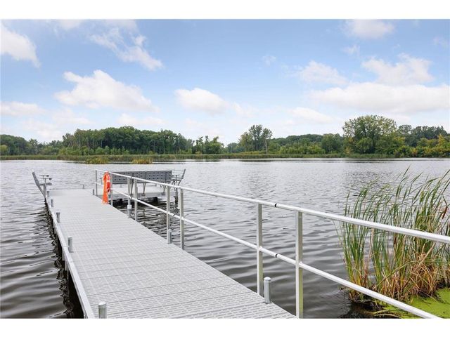 1900 Rush Lake Trail #416, Saint Paul, MN 55112