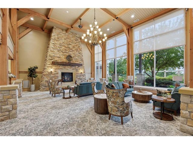 1900 Rush Lake Trail #416, Saint Paul, MN 55112