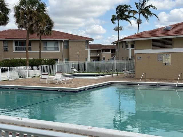922 TWIN LAKE DR 922, Coral Springs, FL 33071