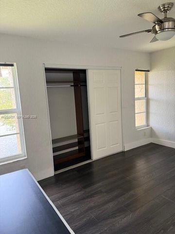 922 TWIN LAKE DR 922, Coral Springs, FL 33071