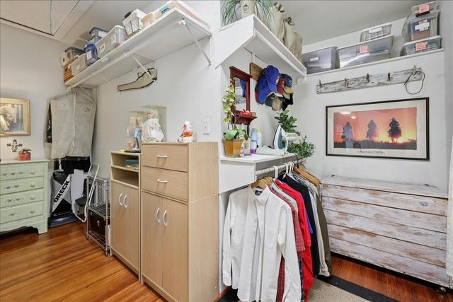 606 W Cherry Avenue, Orange, TX 77630