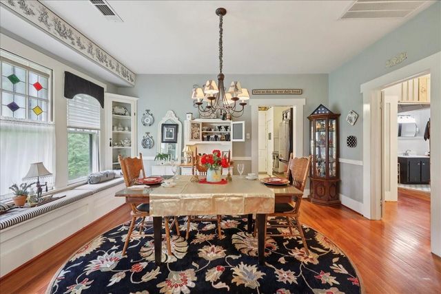 606 W Cherry Avenue, Orange, TX 77630