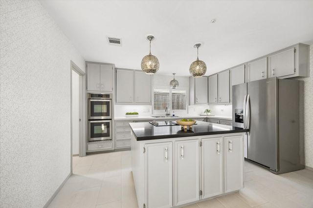 11315 Piping Rock Drive, Houston, TX 77077