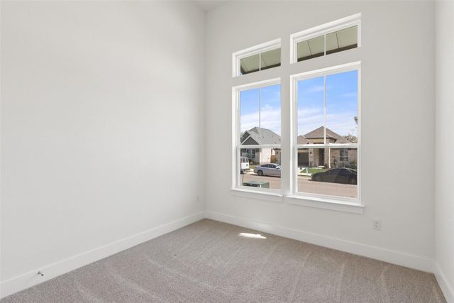 139 Comfort DR, Buda, TX 78610