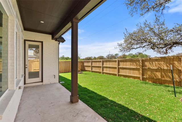 139 Comfort DR, Buda, TX 78610