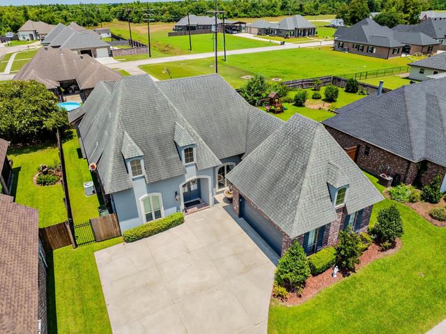 3376 Caleb Dr, Houma, LA 70360