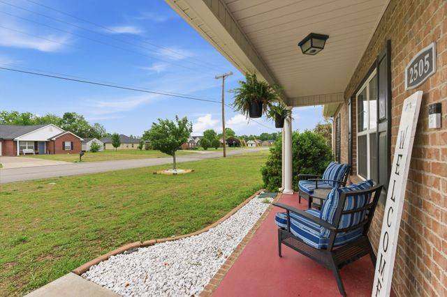 2505 Buzzard Branch Dr, Christiana, TN 37037