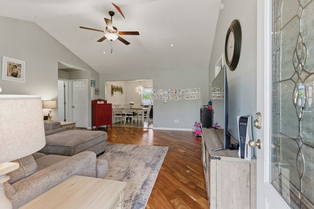 2505 Buzzard Branch Dr, Christiana, TN 37037