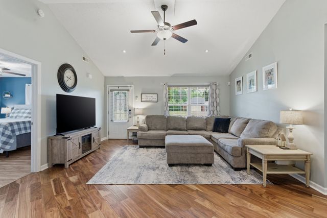 2505 Buzzard Branch Dr, Christiana, TN 37037