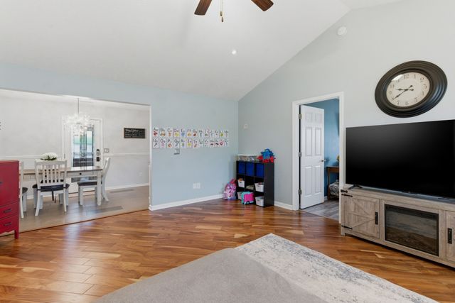 2505 Buzzard Branch Dr, Christiana, TN 37037
