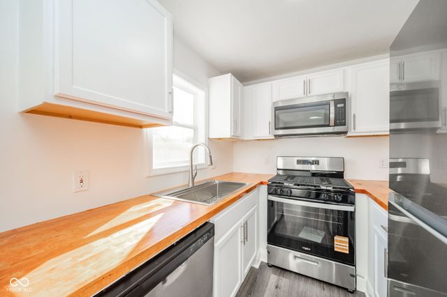 3425 N Chester Avenue, Indianapolis, IN 46218