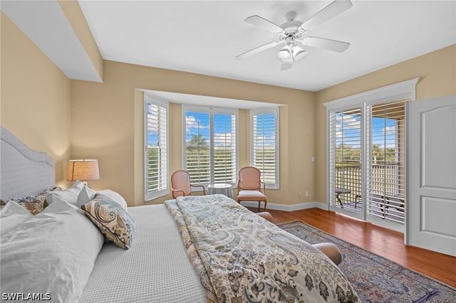 4650 Yacht Harbor DR 133, Naples, FL 34112