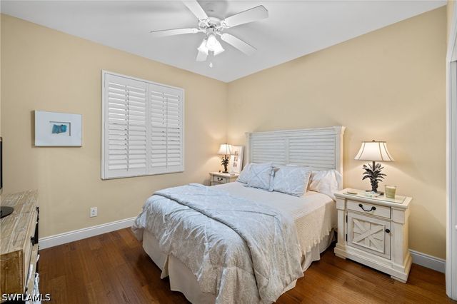 4650 Yacht Harbor DR 133, Naples, FL 34112