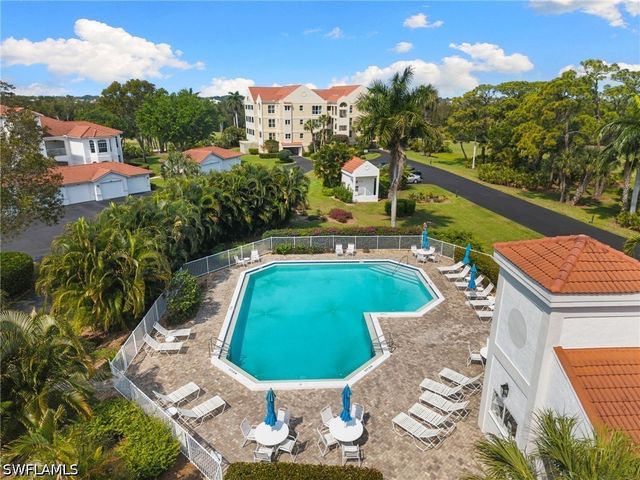 4650 Yacht Harbor DR 133, Naples, FL 34112