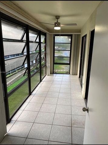 9346 S Belfort Cir 215, Tamarac, FL 33321