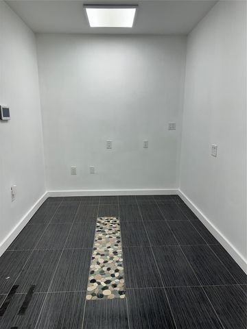 1101 NW 7th Ave, Fort Lauderdale, FL 33311