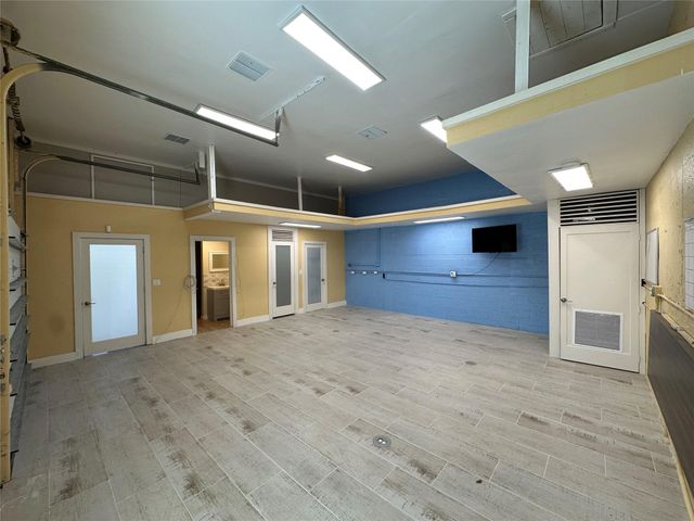 1101 NW 7th Ave, Fort Lauderdale, FL 33311