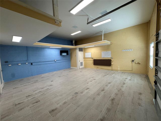 1101 NW 7th Ave, Fort Lauderdale, FL 33311