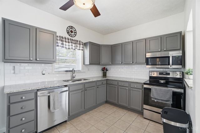 5706 Adelphi Street, Cincinnati, OH 45227