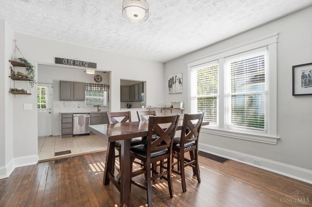 5706 Adelphi Street, Cincinnati, OH 45227