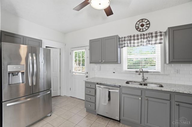 5706 Adelphi Street, Cincinnati, OH 45227