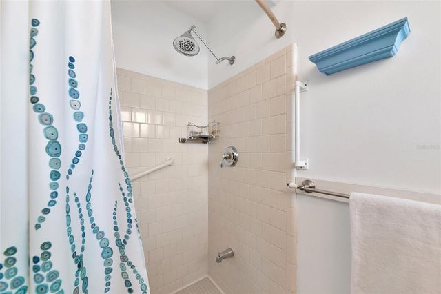 1807 UNIVERSITY PLACE 151, Sarasota, FL 34235