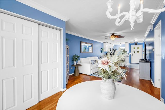 9224 MISSION OAKS BOULEVARD, Seminole, FL 33776