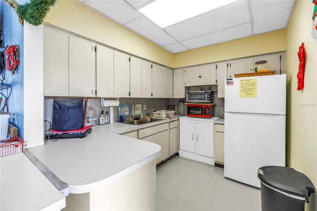 9224 MISSION OAKS BOULEVARD, Seminole, FL 33776