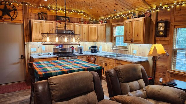 14205 Walding Woods Drive, Montgomery, TX 77356