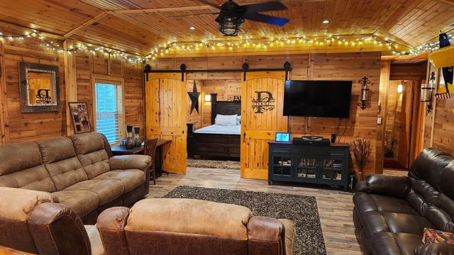 14205 Walding Woods Drive, Montgomery, TX 77356