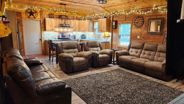 14205 Walding Woods Drive, Montgomery, TX 77356