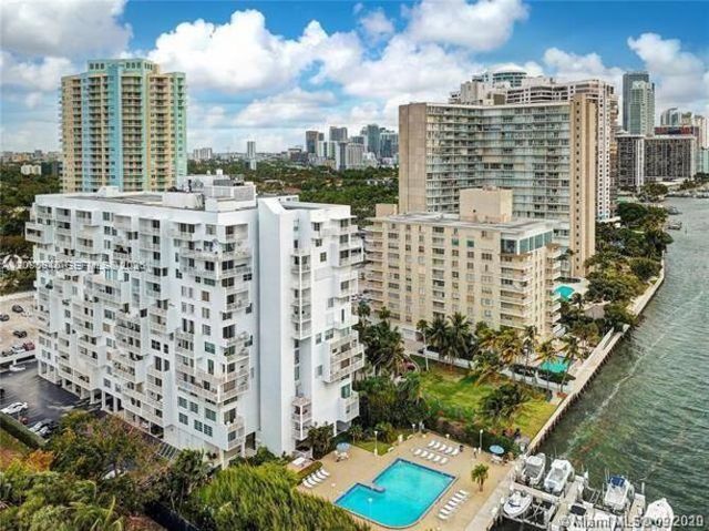 150 SE 25th Road 7H, Miami, FL 33129