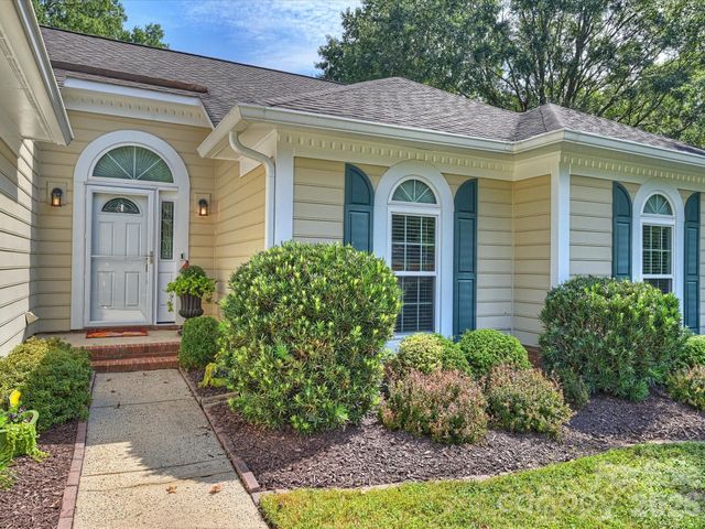 1608 Running Brook Road, Charlotte, NC 28214