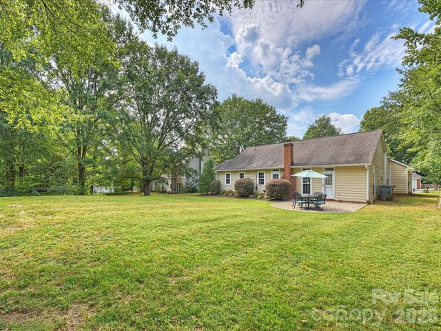 1608 Running Brook Road, Charlotte, NC 28214