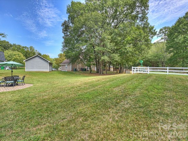 1608 Running Brook Road, Charlotte, NC 28214