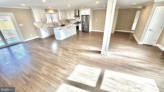 106 PALMER RD, Pennington, NJ 08534