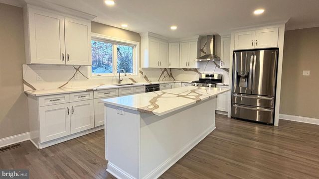 106 PALMER RD, Pennington, NJ 08534