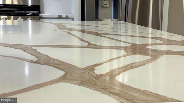 106 PALMER RD, Pennington, NJ 08534