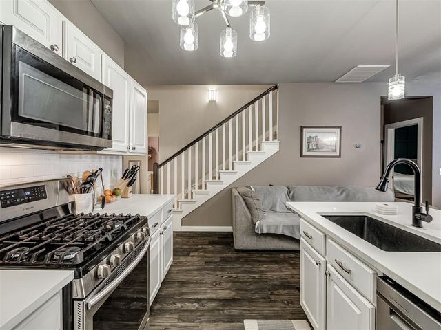 9053 NW 143rd Street, Yukon, OK 73099