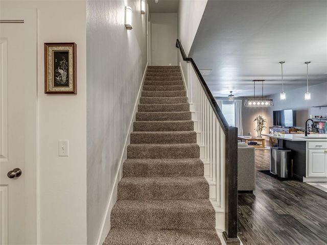 9053 NW 143rd Street, Yukon, OK 73099