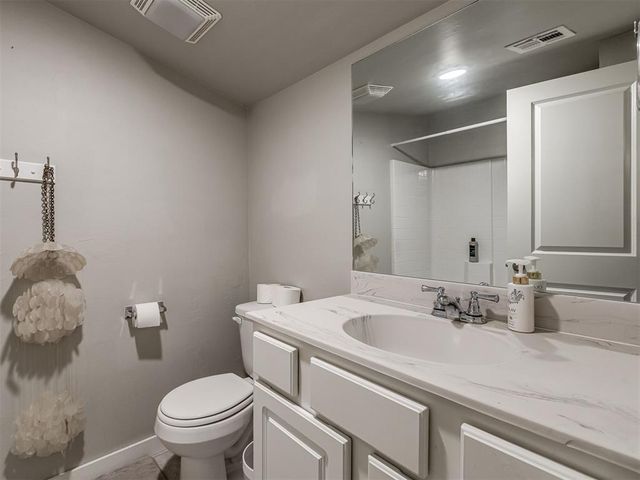 9053 NW 143rd Street, Yukon, OK 73099