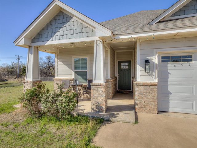 9053 NW 143rd Street, Yukon, OK 73099