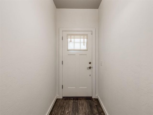 9053 NW 143rd Street, Yukon, OK 73099