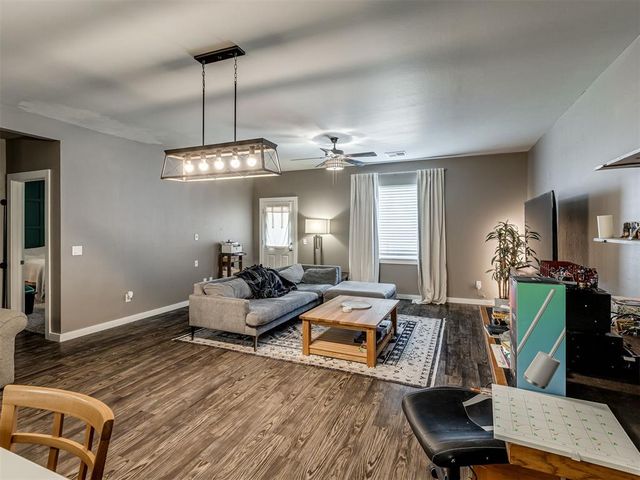 9053 NW 143rd Street, Yukon, OK 73099