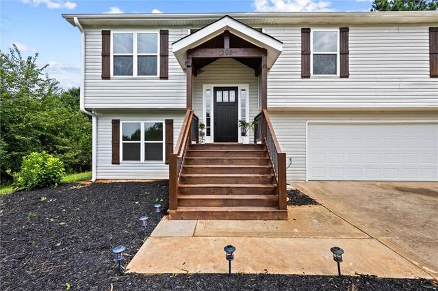 305 Hunters Trace, Covington, GA 30014