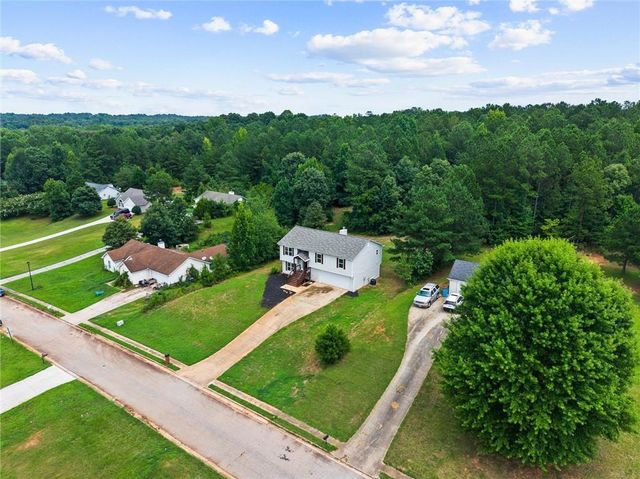 305 Hunters Trace, Covington, GA 30014