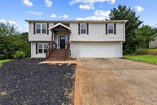 305 Hunters Trace, Covington, GA 30014