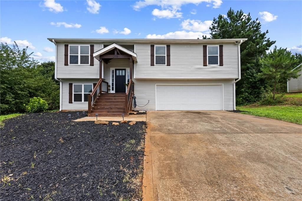 305 Hunters Trace, Covington, GA 30014
