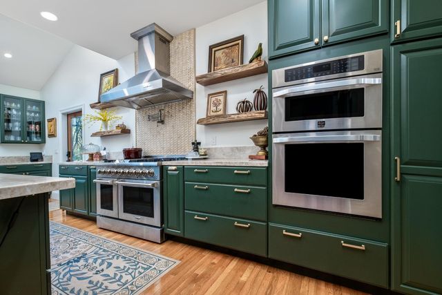 13100 Banner Lava Cap Rd, Nevada City, CA 95959