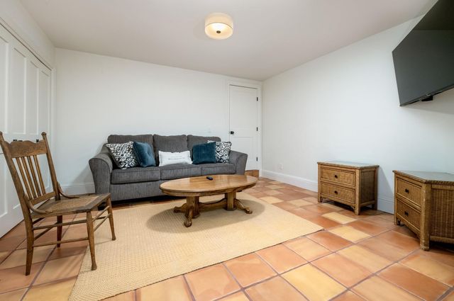 13100 Banner Lava Cap Rd, Nevada City, CA 95959